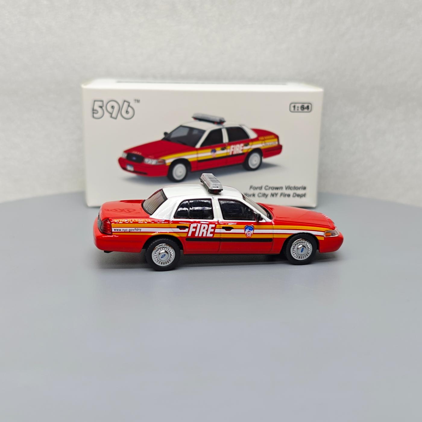 596 1:64 Ford Crown Victoria H - Kids Toys Victoria ulasan dan harga
